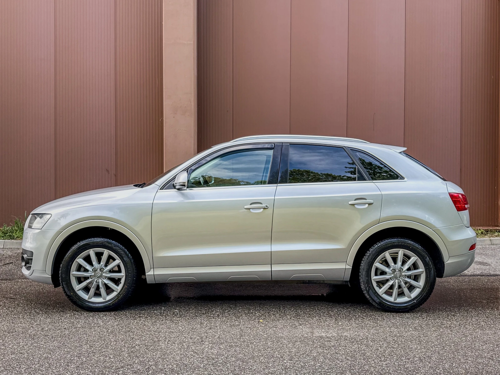 Audi Q3 2.0D ГАРАНЦИЯ 6 МЕСЕЦА ИЛИ 5000КМ, снимка 2 - Автомобили и джипове - 55135006