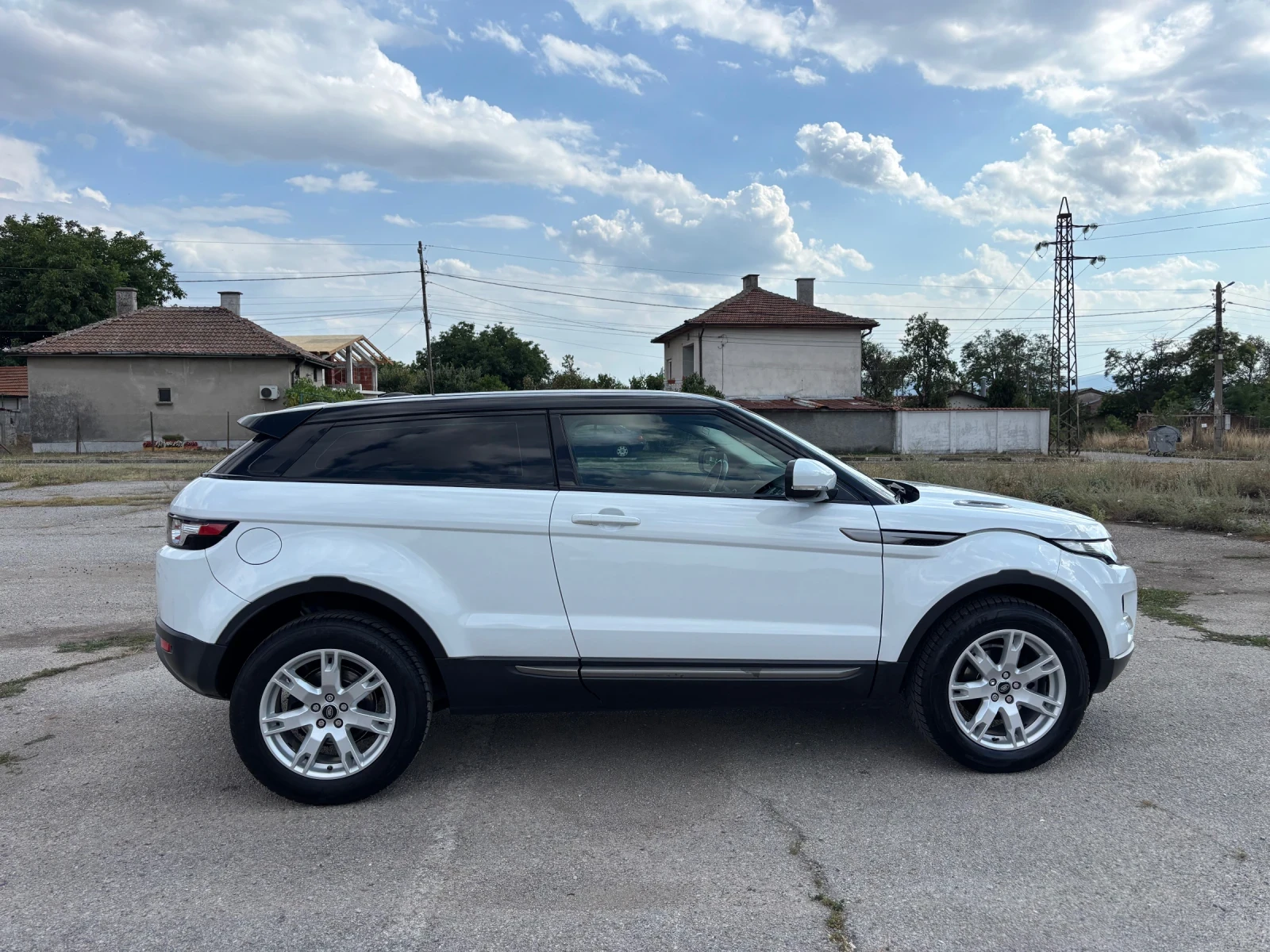 Land Rover Range Rover Evoque 2.2 D SPORT COUPE, снимка 4 - Автомобили и джипове - 56005384