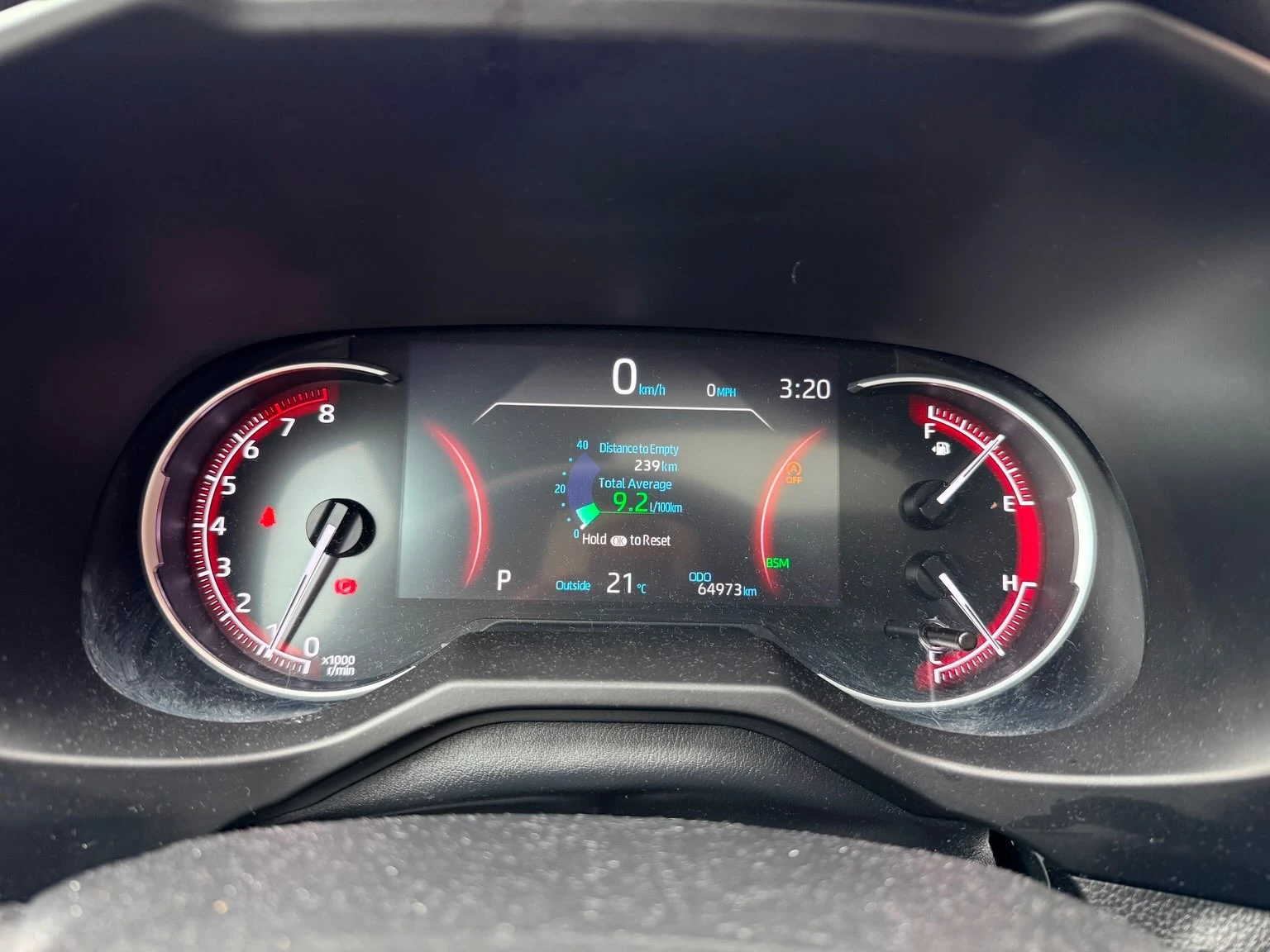 Toyota Rav4 XLE Цена до България & АвтоКредит, снимка 11 - Автомобили и джипове - 56047606