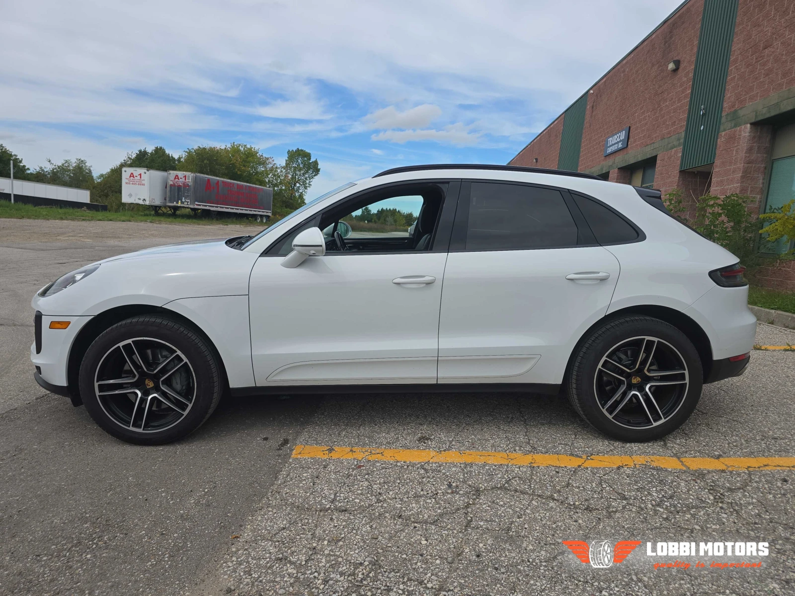 Porsche Macan, снимка 2 - Автомобили и джипове - 56113902