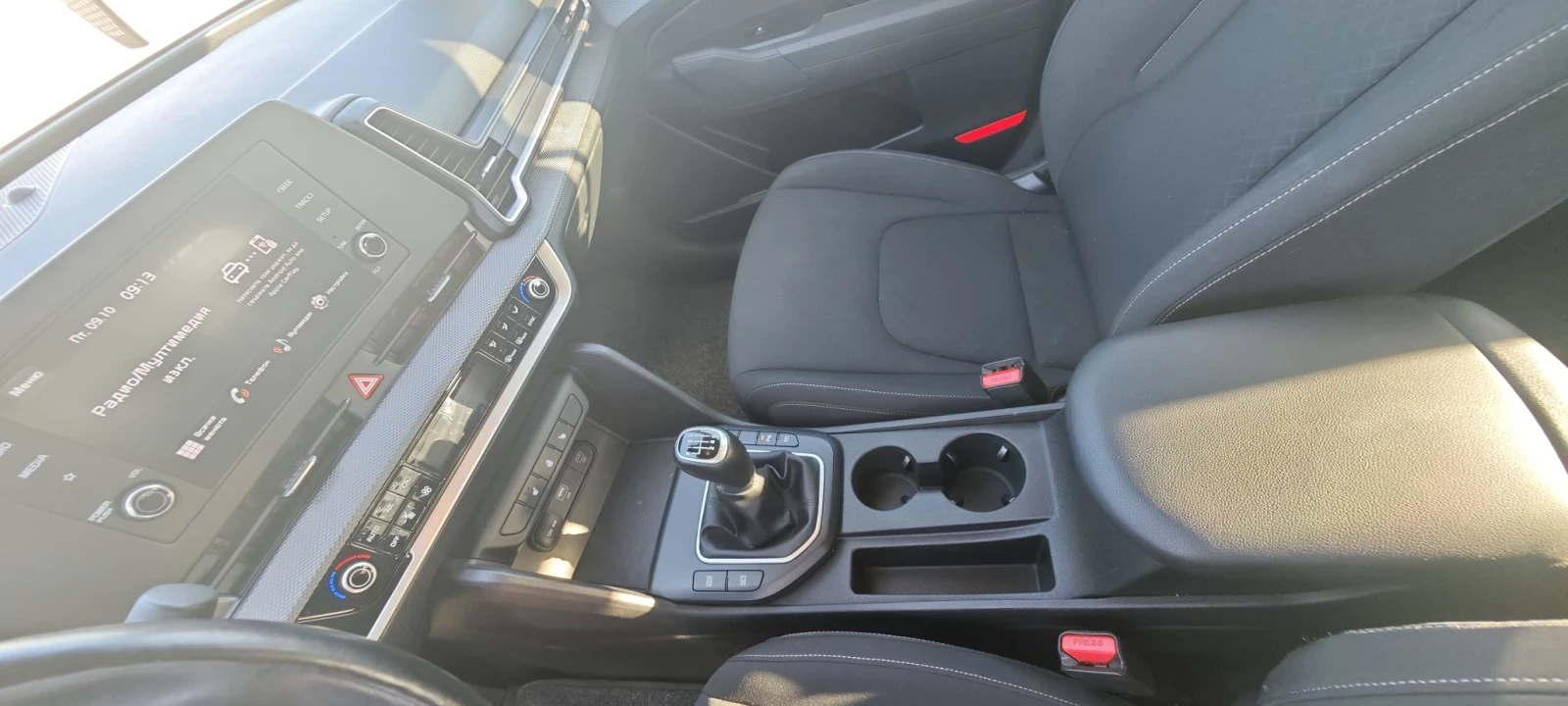 Kia Sportage 1.6TGDI, 2023 ���. ��������, ������  6 ��������  | Mobile.bg � ����������� 14