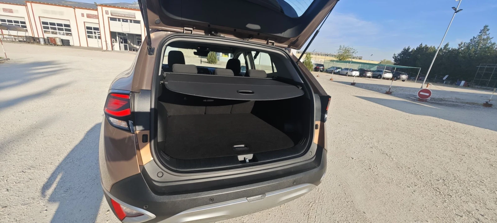 Kia Sportage 1.6TGDI, 2023 ���. ��������, ������  6 ��������  | Mobile.bg � ����������� 10