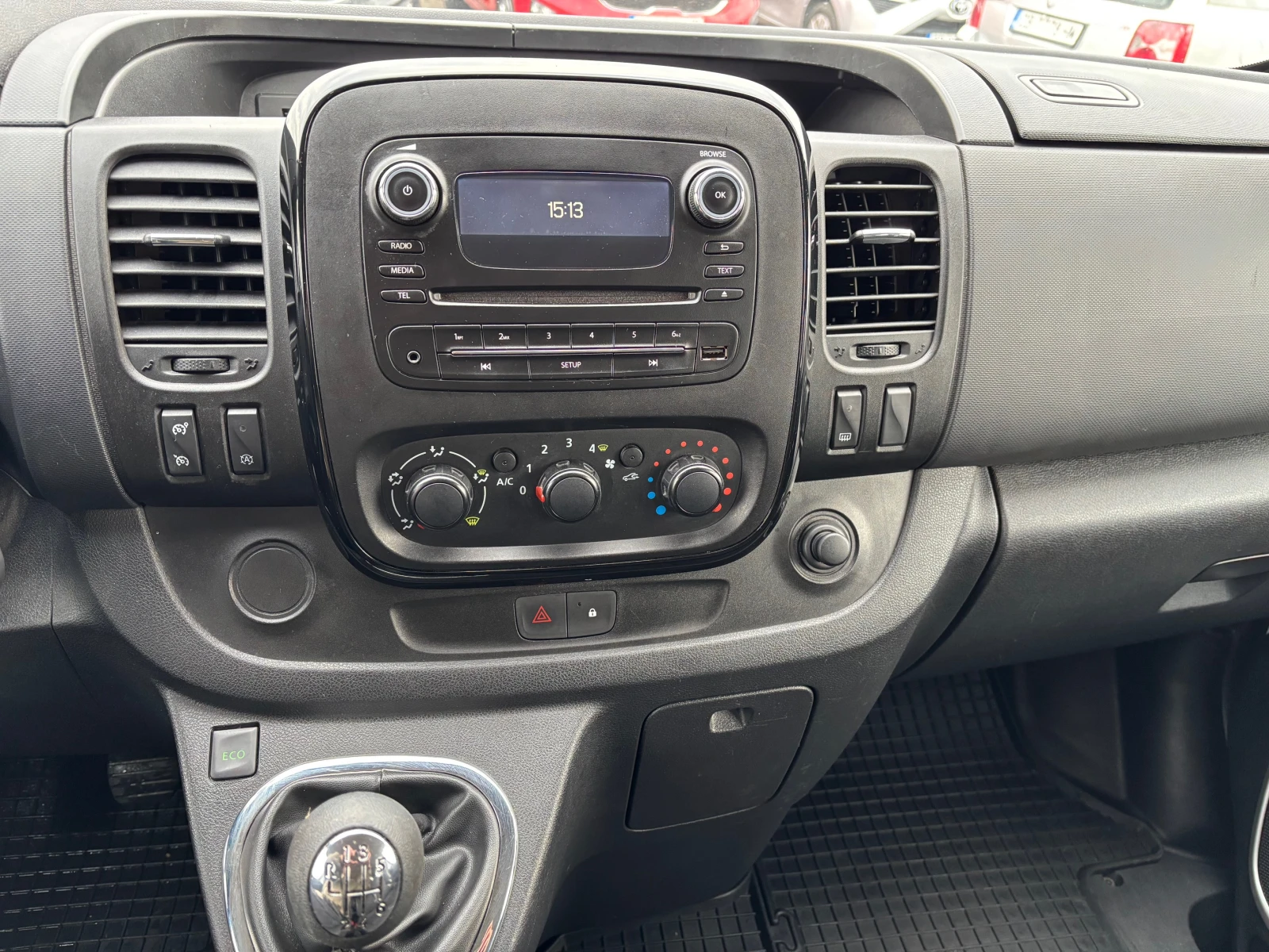 Opel Vivaro 1.6; 8+ 1; Long - изображение 10