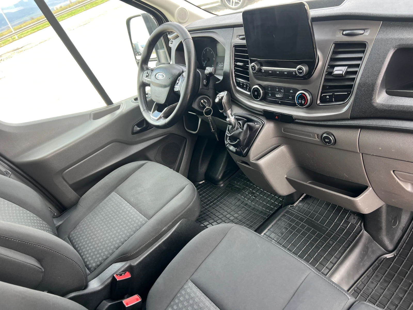 Ford Transit КЛИМАТРОНИК - EURO 6d - 170 к.с., снимка 14 - Бусове и автобуси - 54010037