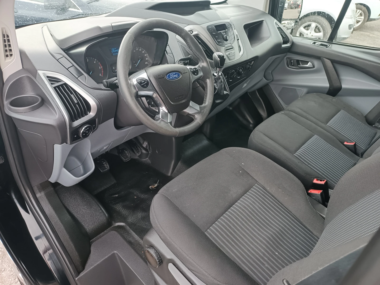 Ford Transit Custom НОВ ВНОС ОТ ШВЕЙЦАРИЯ!!!  222 хил.км!!!!, снимка 5 - Бусове и автобуси - 55000041