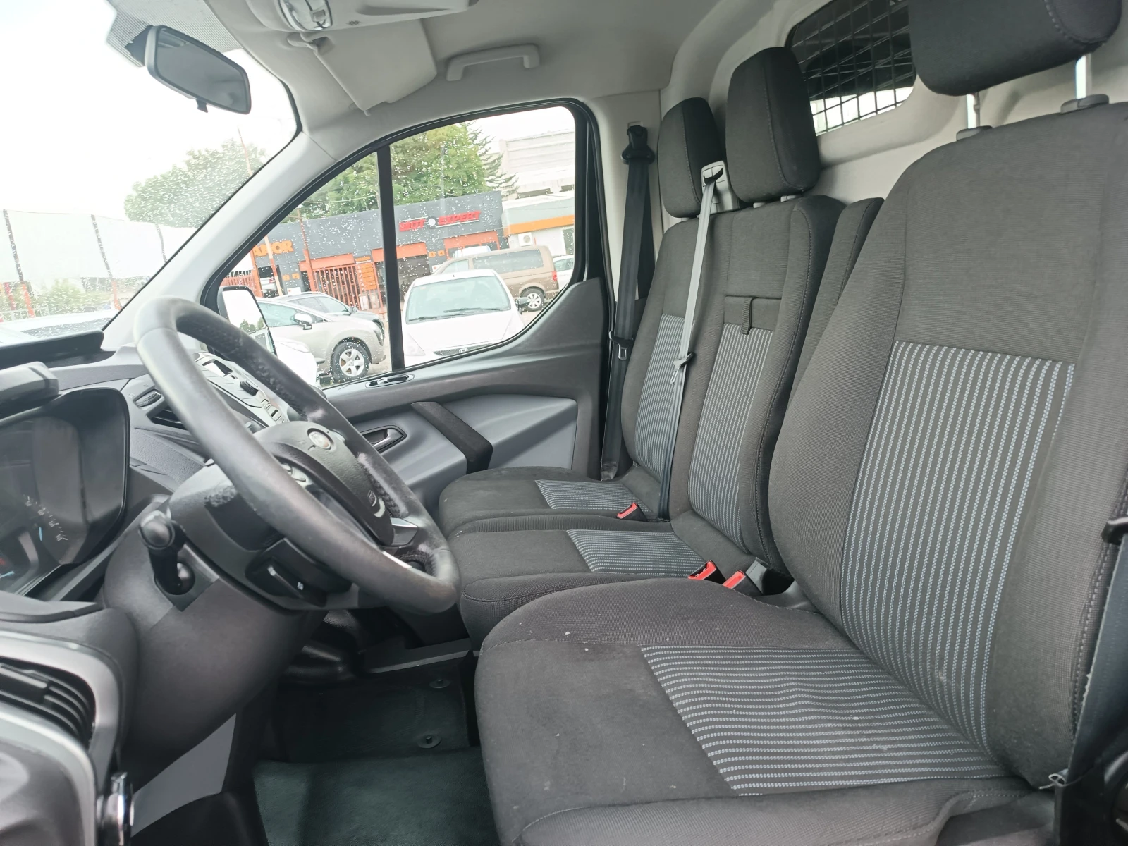 Ford Transit Custom НОВ ВНОС ОТ ШВЕЙЦАРИЯ!!!  222 хил.км!!!!, снимка 12 - Бусове и автобуси - 55000041