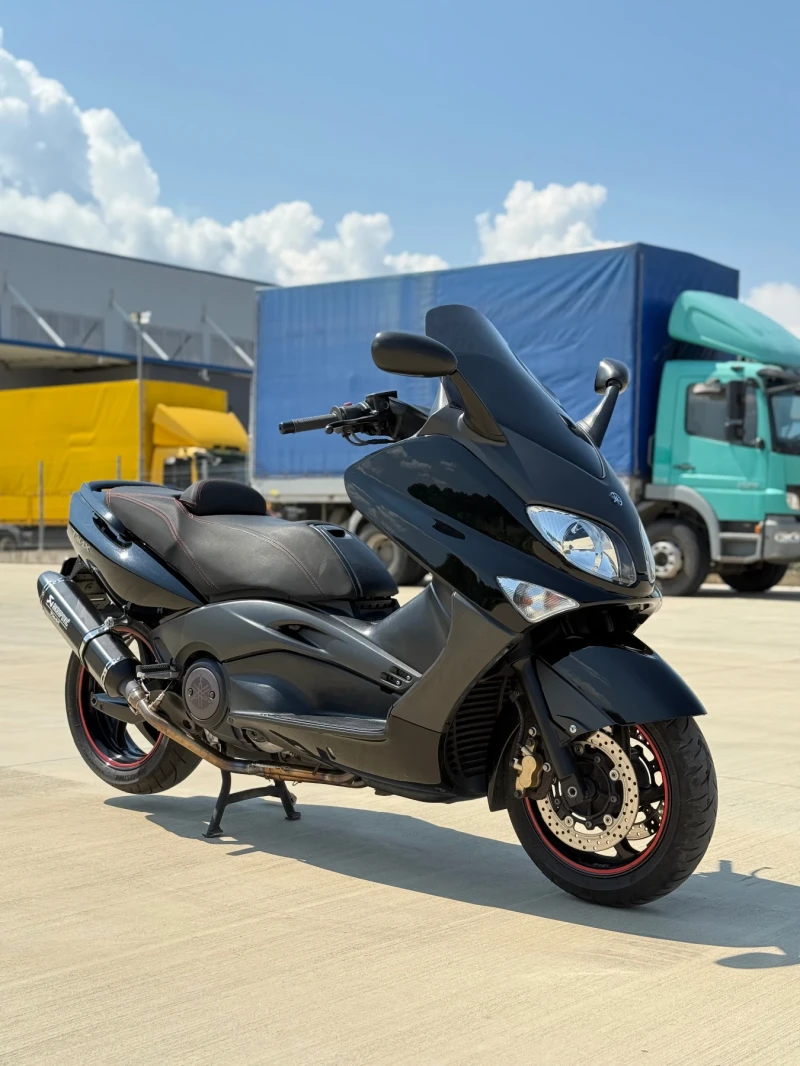 Yamaha T-max