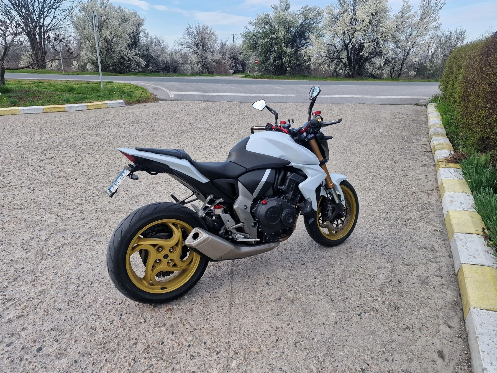 Honda Cb CB1000R , снимка 2 - Мотоциклети и мототехника - 53988864