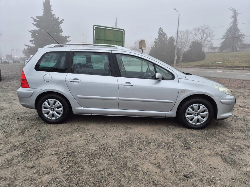 Peugeot 307 SW 2.0i 140кс, снимка 6 - Автомобили и джипове - 48698486