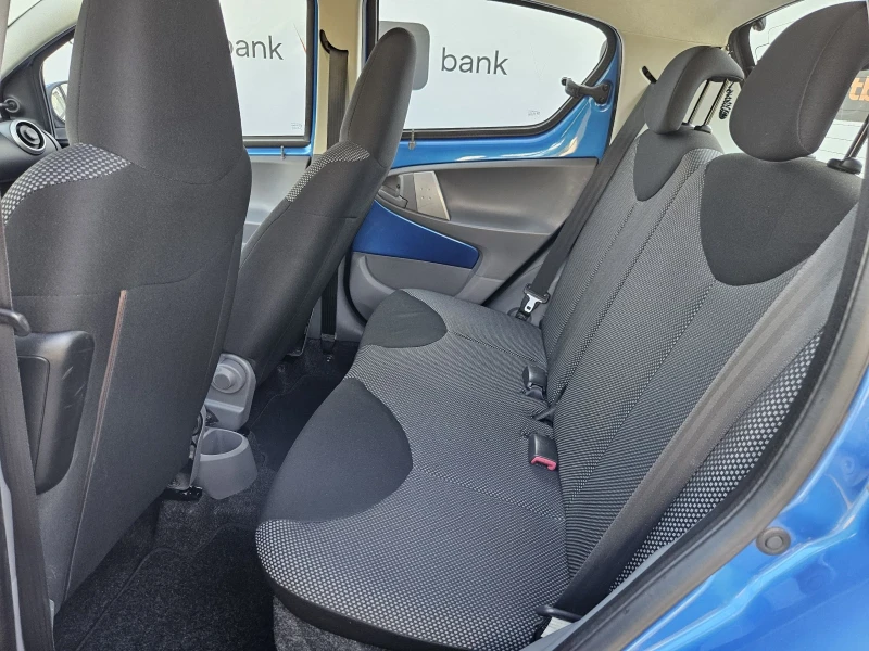 Toyota Aygo 1.0vvti-68кс= АВТОМАТ= 100.000км= КЛИМАТИК, снимка 9 - Автомобили и джипове - 51067761