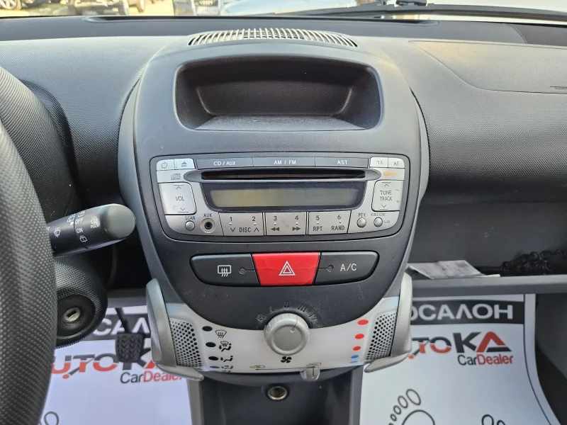 Toyota Aygo 1.0vvti-68кс= АВТОМАТ= 100.000км= КЛИМАТИК, снимка 16 - Автомобили и джипове - 51067761