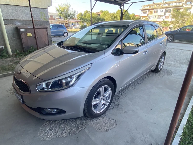 Kia Ceed, снимка 9 - Автомобили и джипове - 52533576