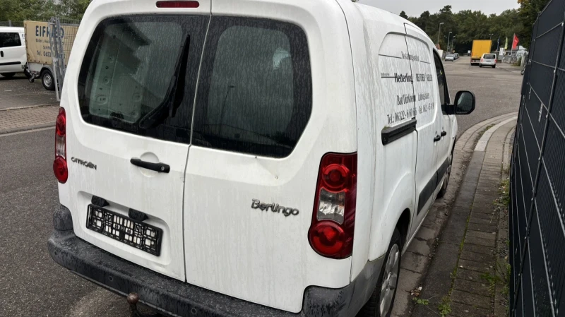 Citroen Berlingo 1.6hdi, снимка 4 - Автомобили и джипове - 52102651