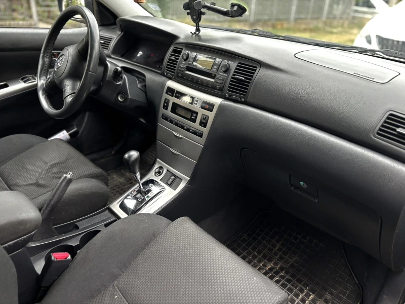 Toyota Corolla 1.4, снимка 7 - Автомобили и джипове - 52189150