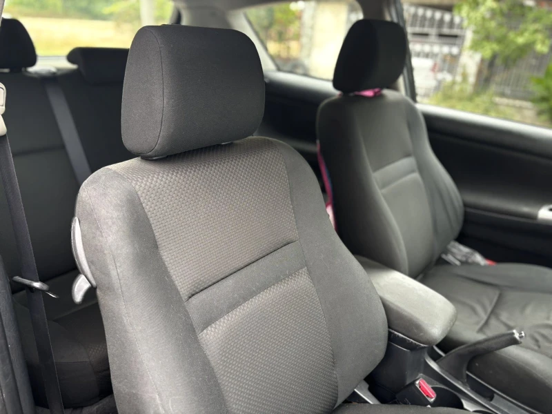 Toyota Corolla 1.4, снимка 8 - Автомобили и джипове - 52189150