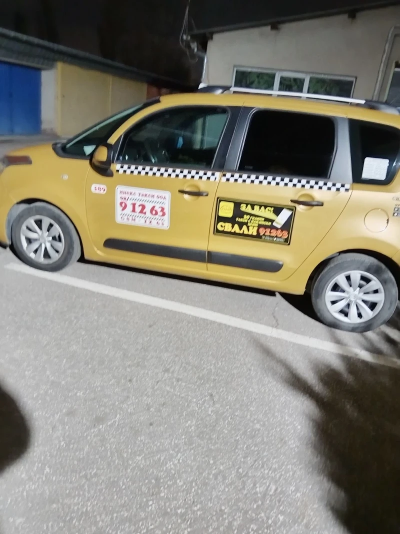 Citroen C3 Picasso, снимка 2 - Автомобили и джипове - 52406103