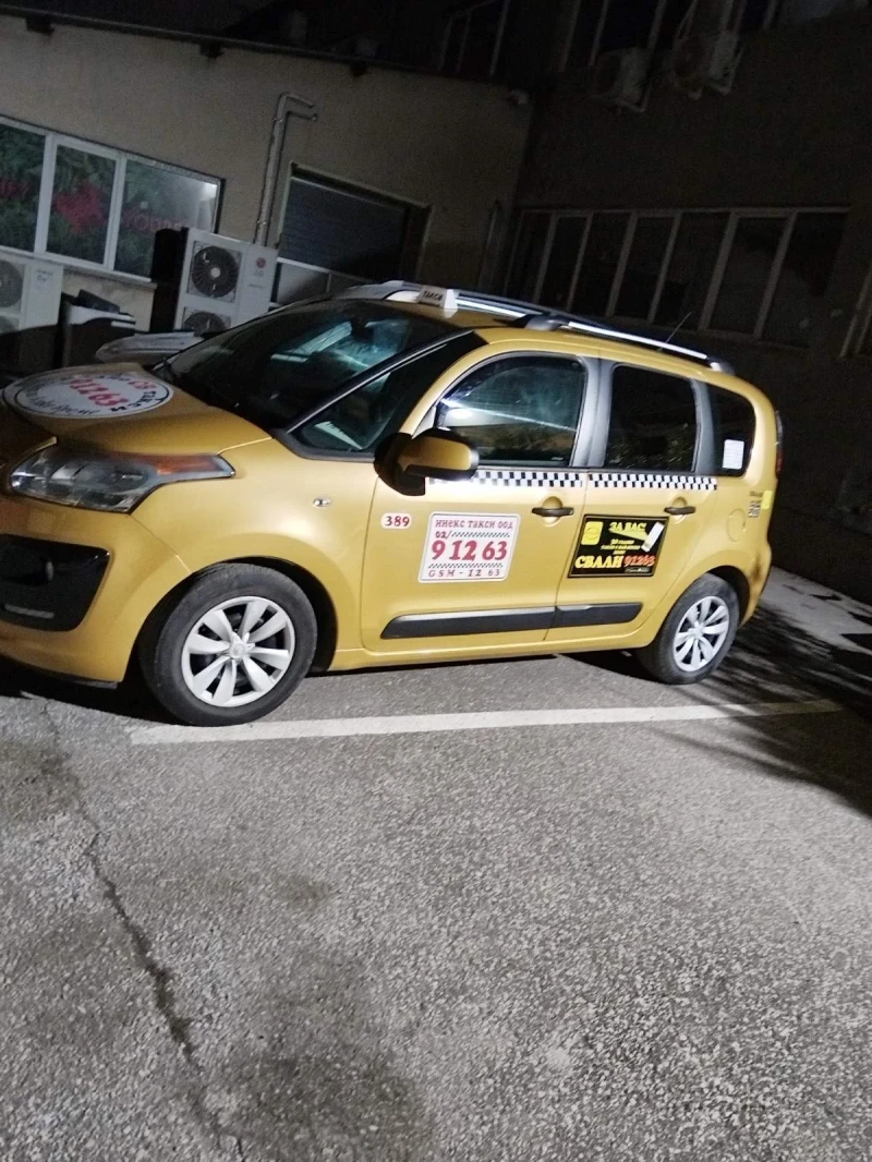 Citroen C3 Picasso, снимка 3 - Автомобили и джипове - 52406103