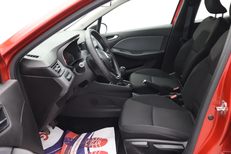 Renault Clio 1.5dci, снимка 10 - Автомобили и джипове - 52653172