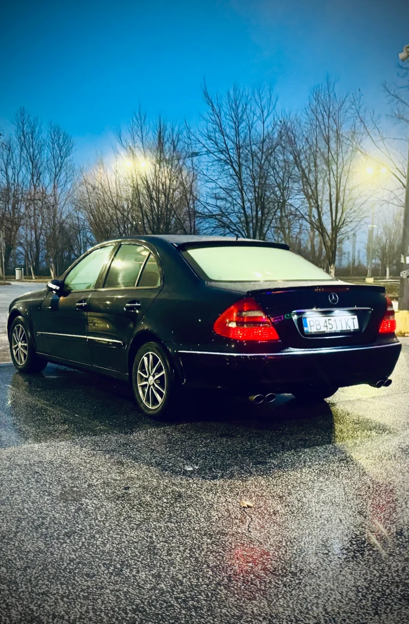 Mercedes-Benz E 270, снимка 3 - Автомобили и джипове - 52667217