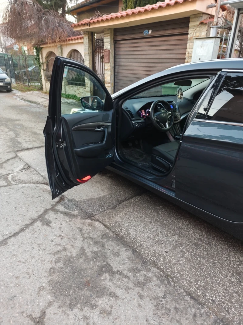 Hyundai I40, снимка 9 - Автомобили и джипове - 52868499