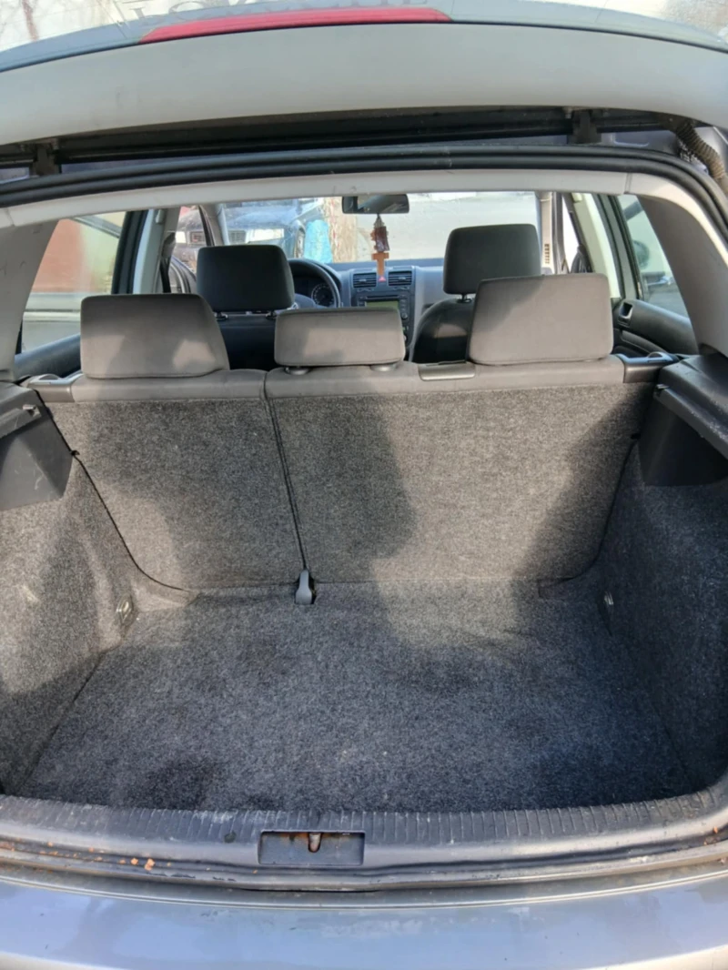 VW Golf 1.4 FSI, снимка 9 - Автомобили и джипове - 52920339