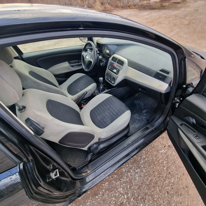 Fiat Punto Fiat Punto 1.4i Бензин, снимка 7 - Автомобили и джипове - 53019586