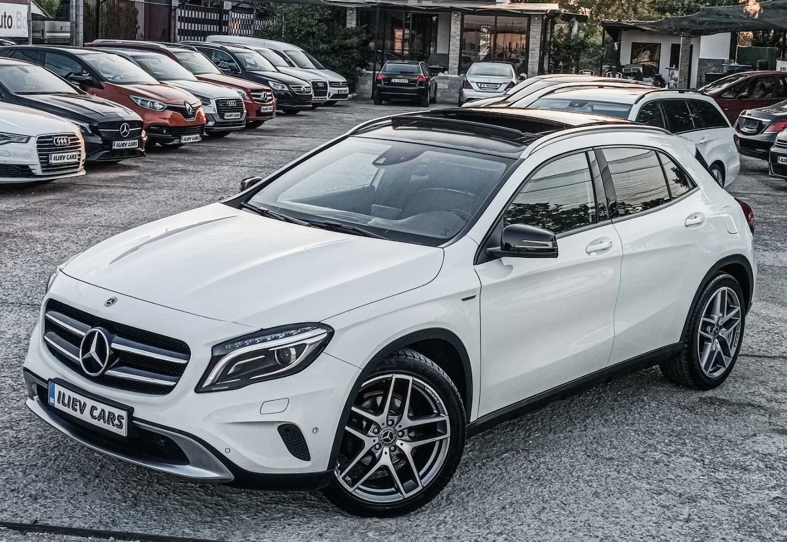 Mercedes-Benz CLA 220 CDI EDITION 1  PANORAMA - изображение 2