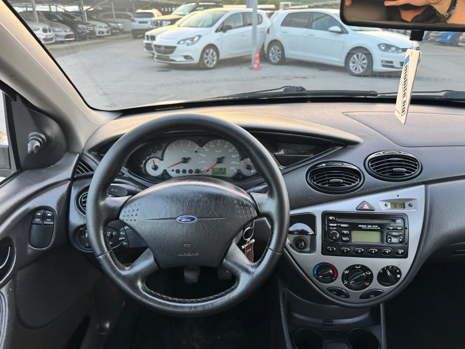 Ford Focus 1.6i ИТАЛИЯ - изображение 10