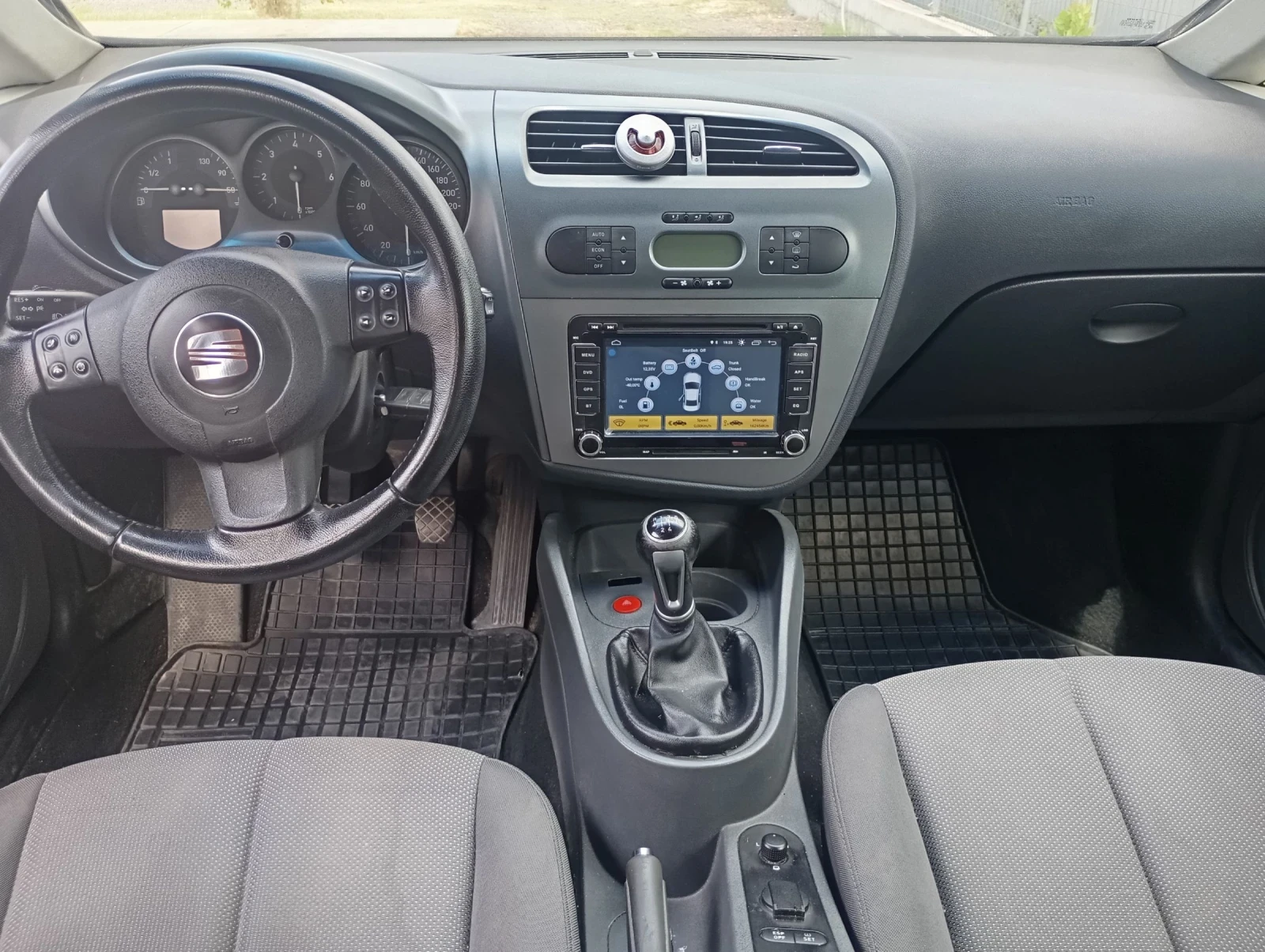 Seat Leon 1.9 тди 105к. - изображение 5