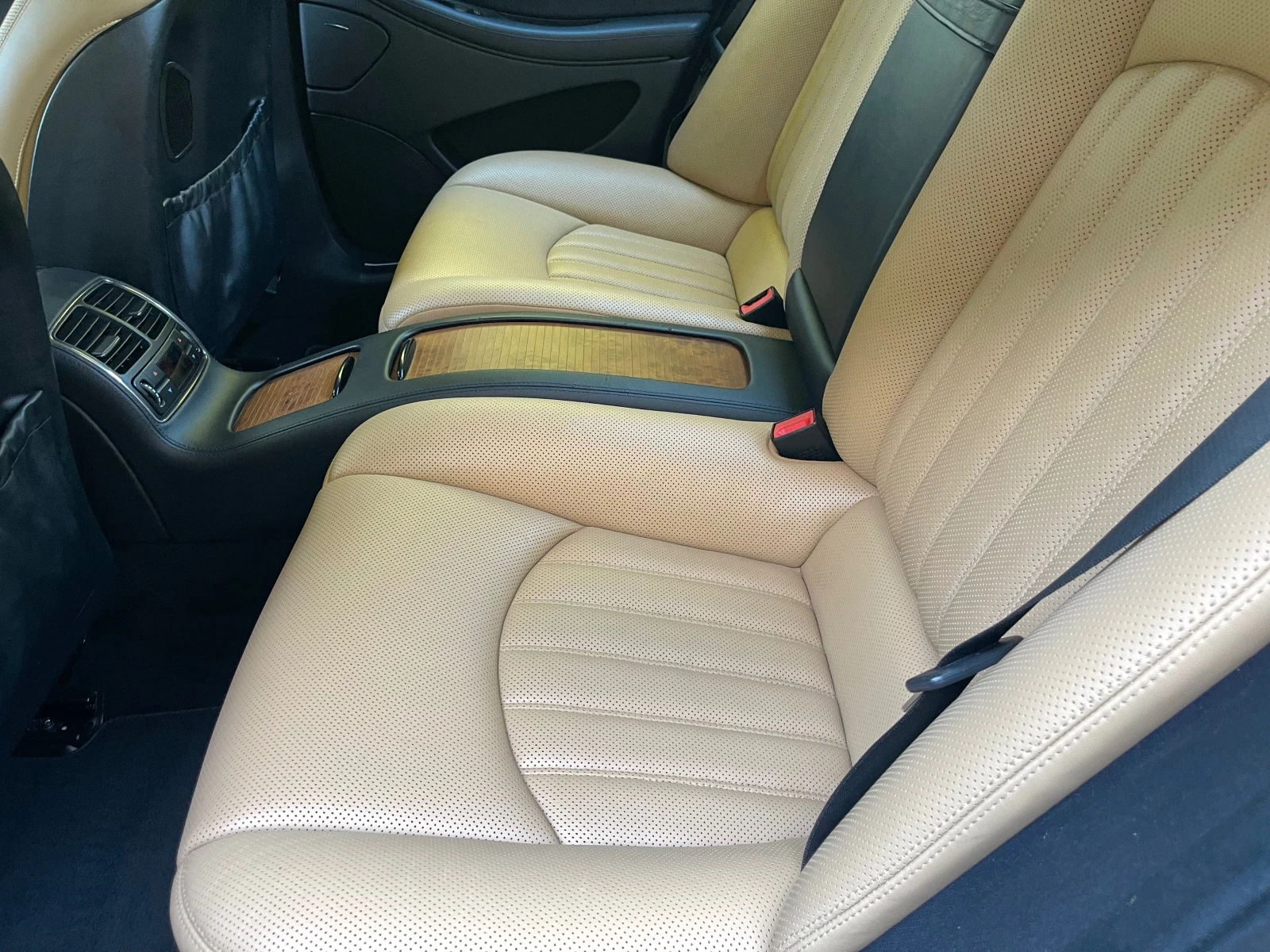 Mercedes-Benz CLS 500 #V8#388KC#159621КМ#УНИКАТ!! - изображение 8
