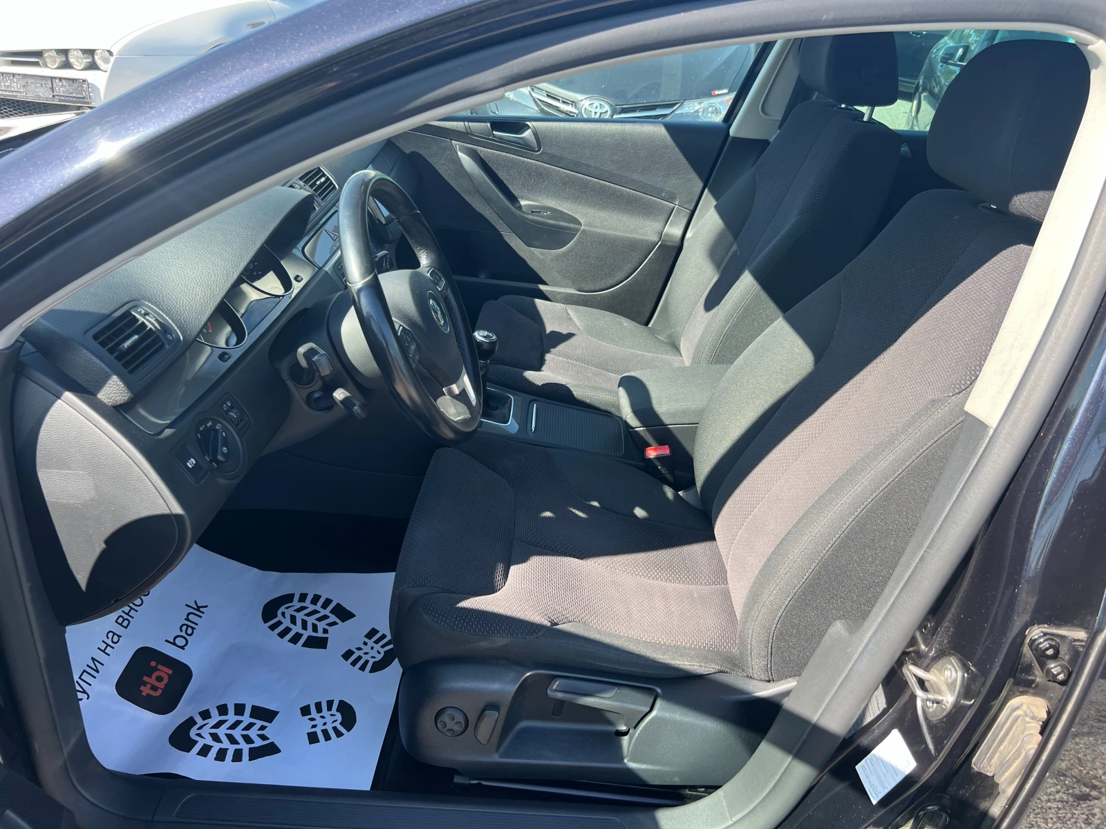 VW Passat 1.6 TDI BlueMotion - изображение 8