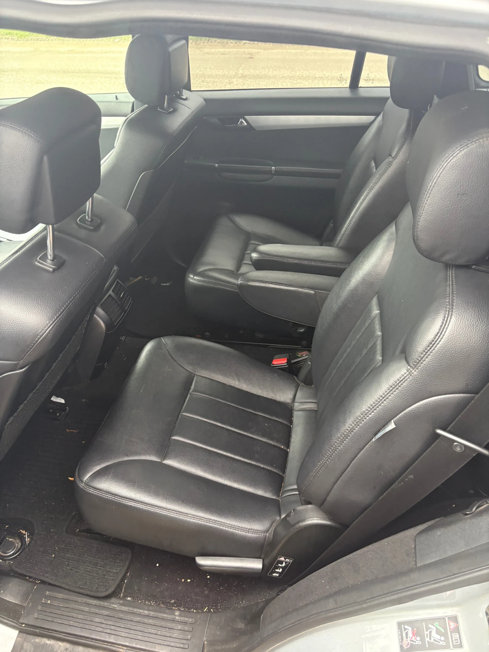 Mercedes-Benz R 320, снимка 8 - Автомобили и джипове - 53776645