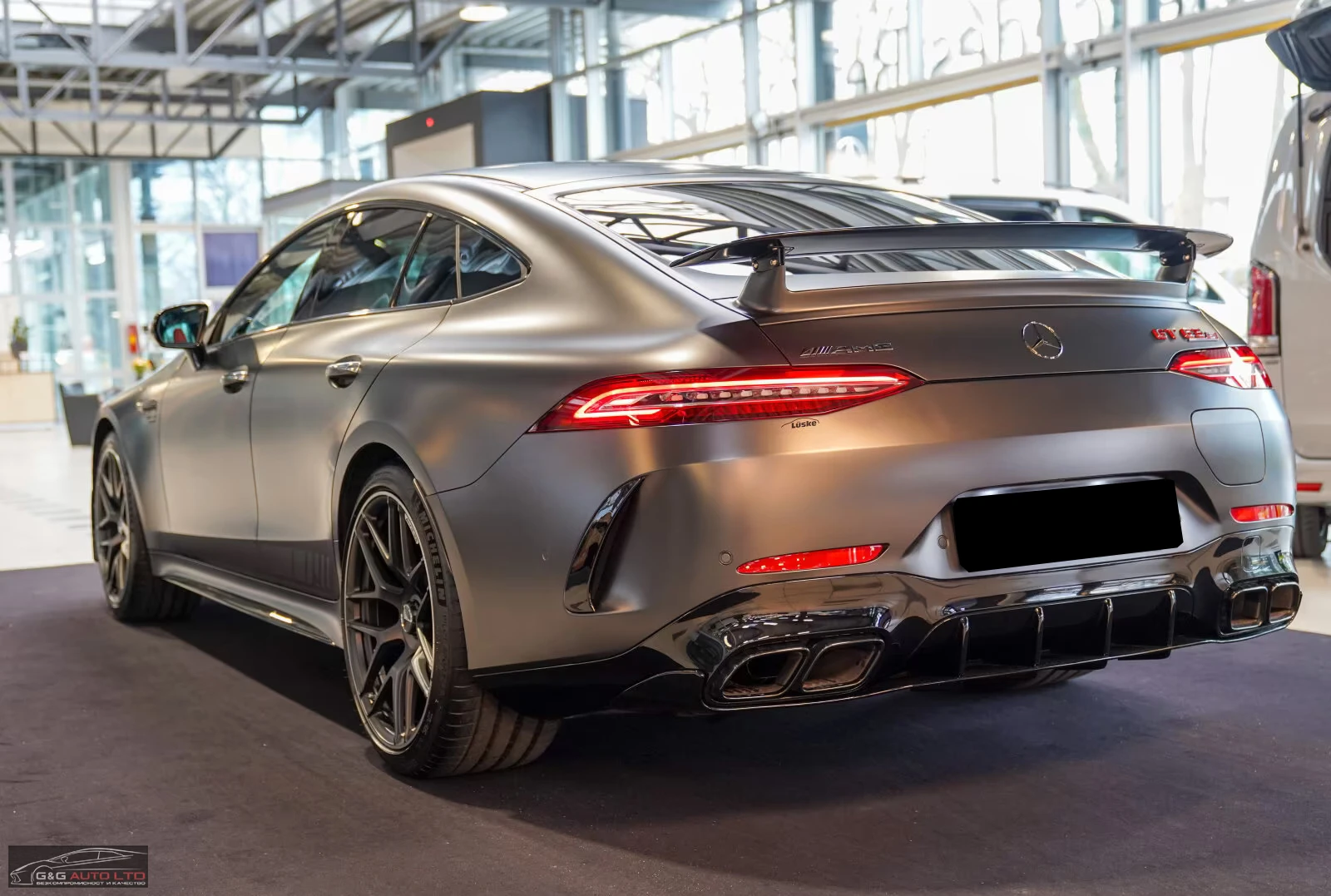 Mercedes-Benz AMG GT 63 S E PERF./843HP/PANO/3d BURM./AERO/166h, снимка 2 - Автомобили и джипове - 53926452