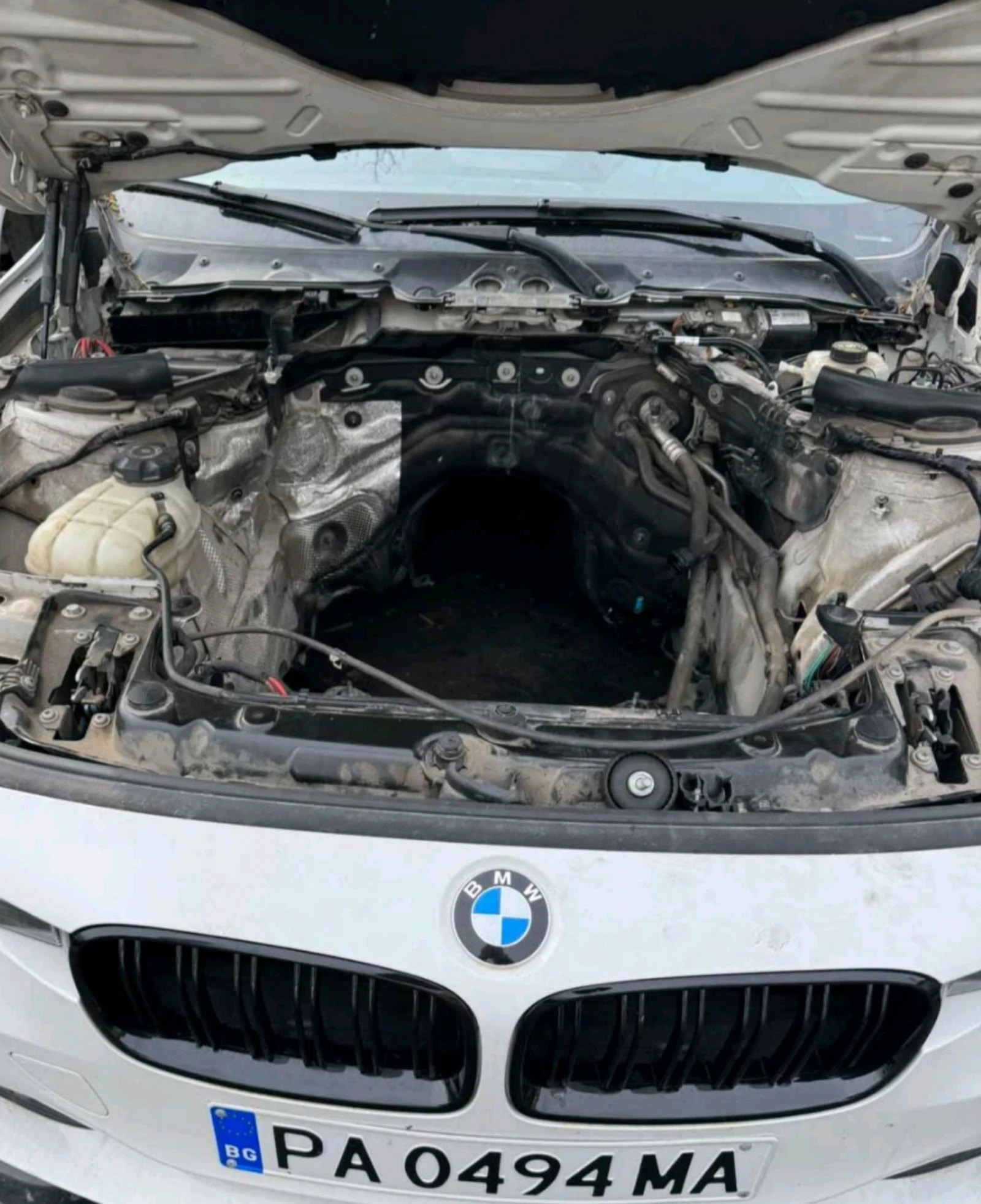 BMW 320, снимка 9 - Автомобили и джипове - 54043153