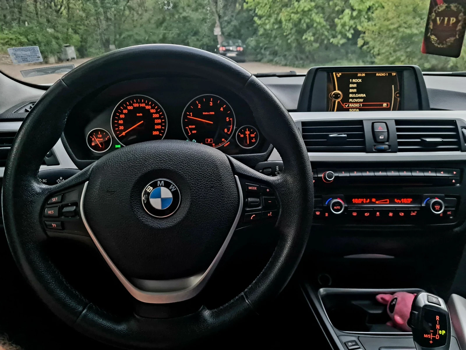 BMW 320, снимка 6 - Автомобили и джипове - 54043153