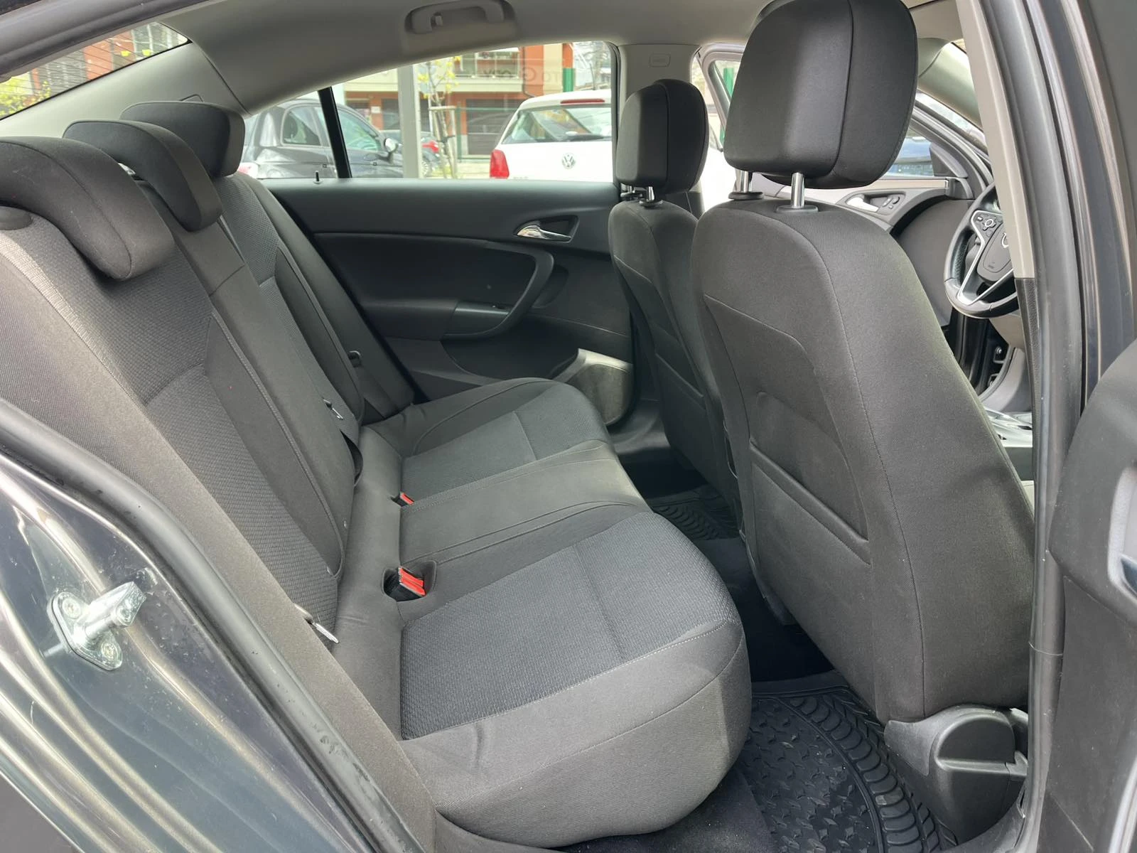 Opel Insignia Limousine NB, снимка 13 - Автомобили и джипове - 54258327