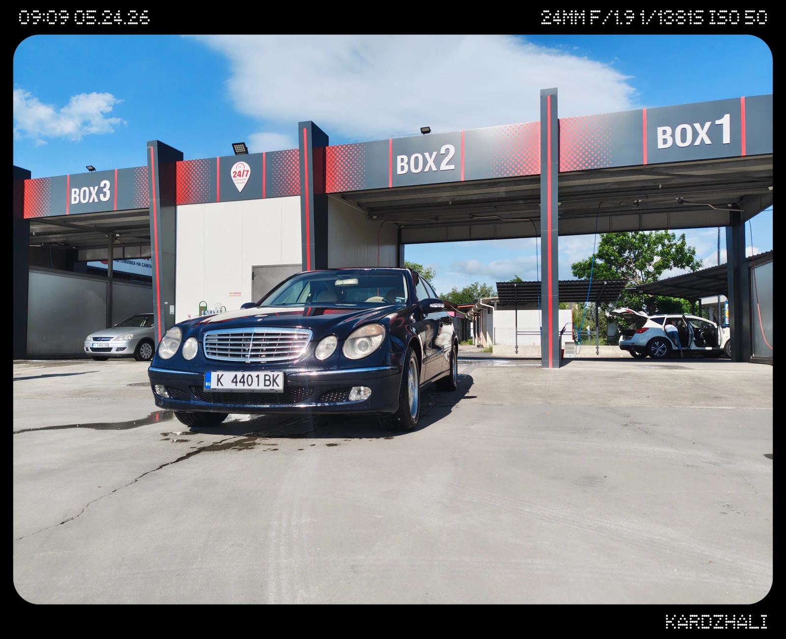 Mercedes-Benz E 200, снимка 2 - Автомобили и джипове - 54658082