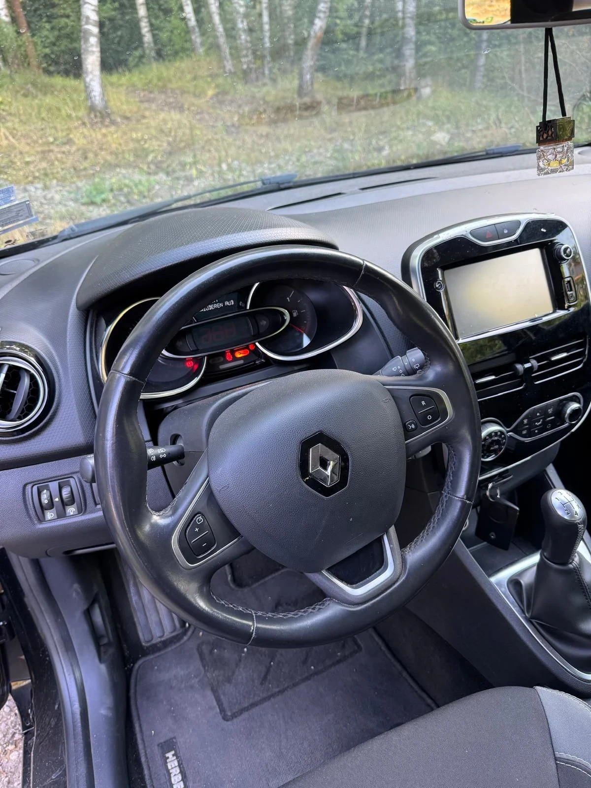 Renault Clio 1.5 dci  промоция , снимка 9 - Автомобили и джипове - 56468705