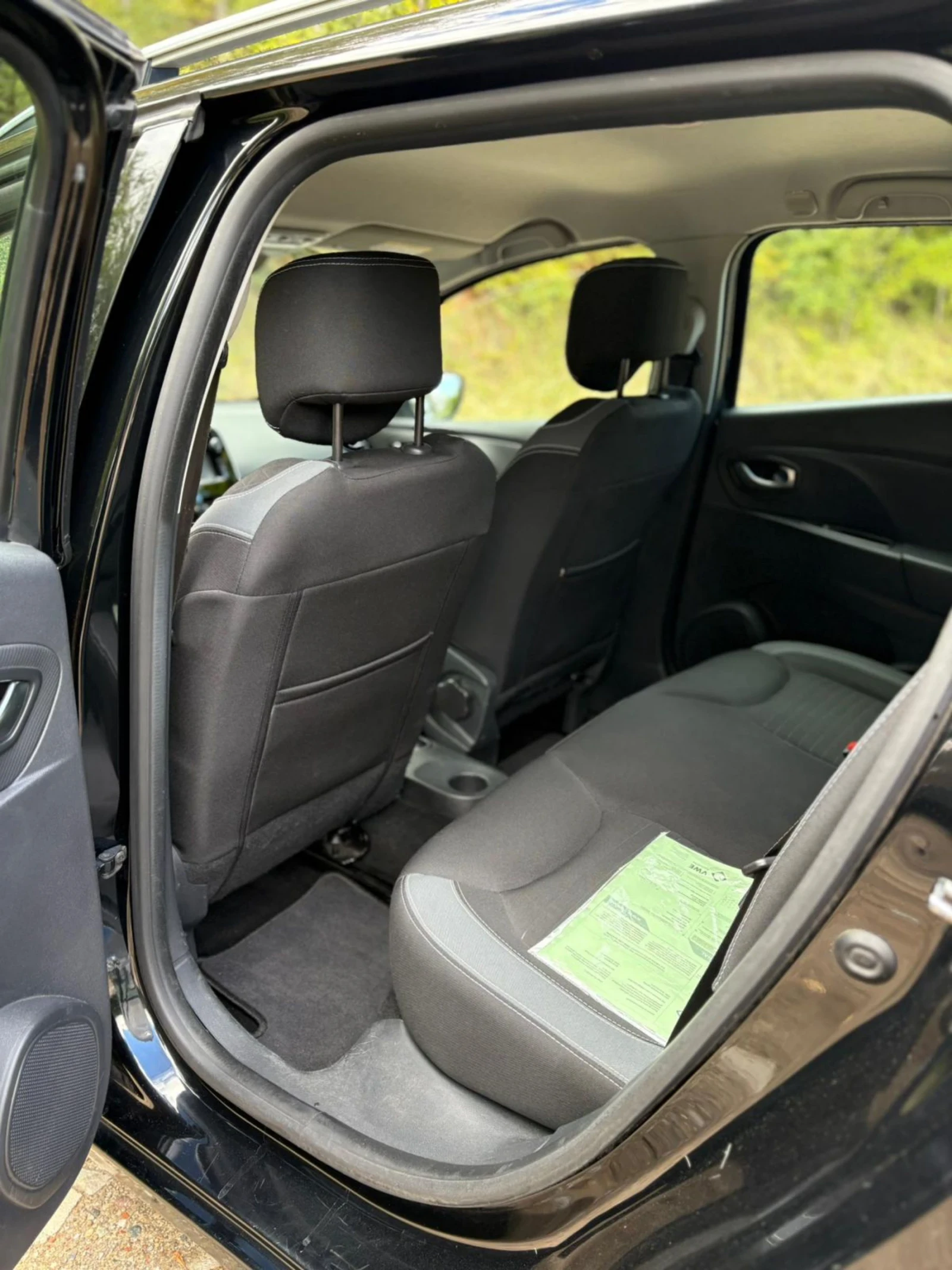 Renault Clio 1.5 dci Нидерландия , снимка 9 - Автомобили и джипове - 54966506