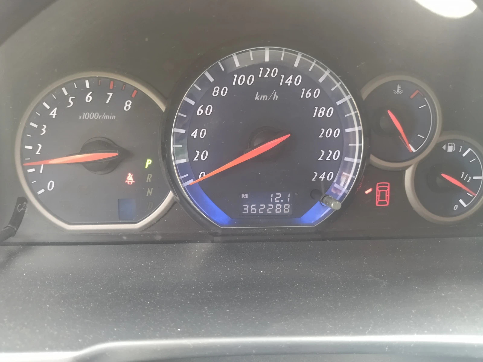 Mitsubishi Grandis, снимка 8 - Автомобили и джипове - 54962155
