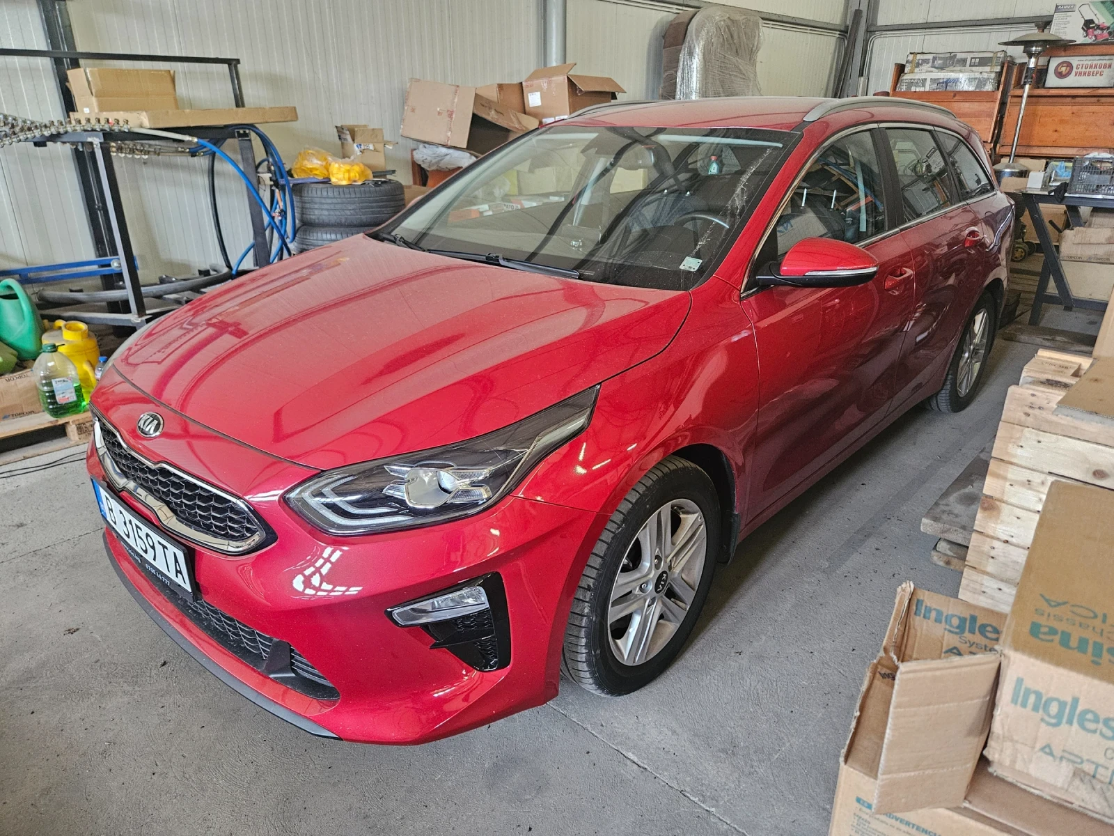 Kia Ceed 1.4 turbo 140hp