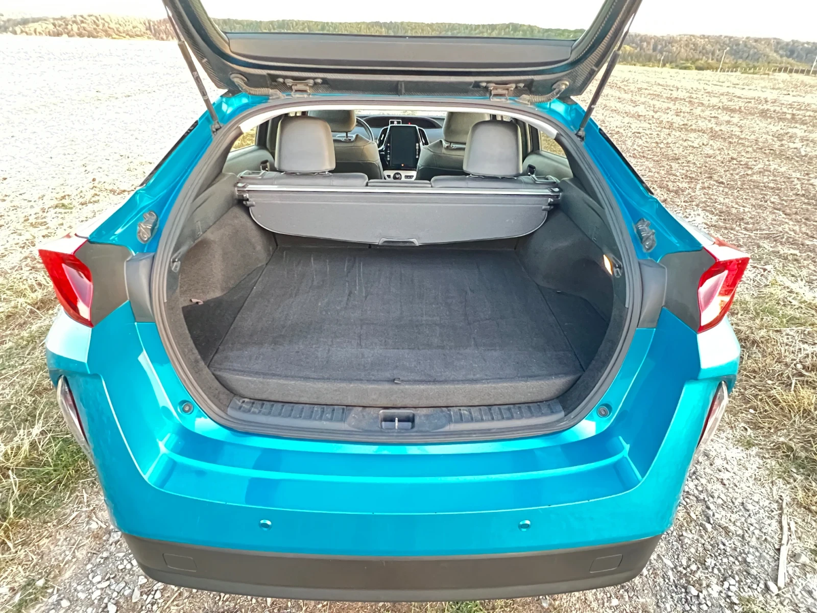 Toyota Prius Toyota Prius Prime Technology, снимка 10 - Автомобили и джипове - 55604686