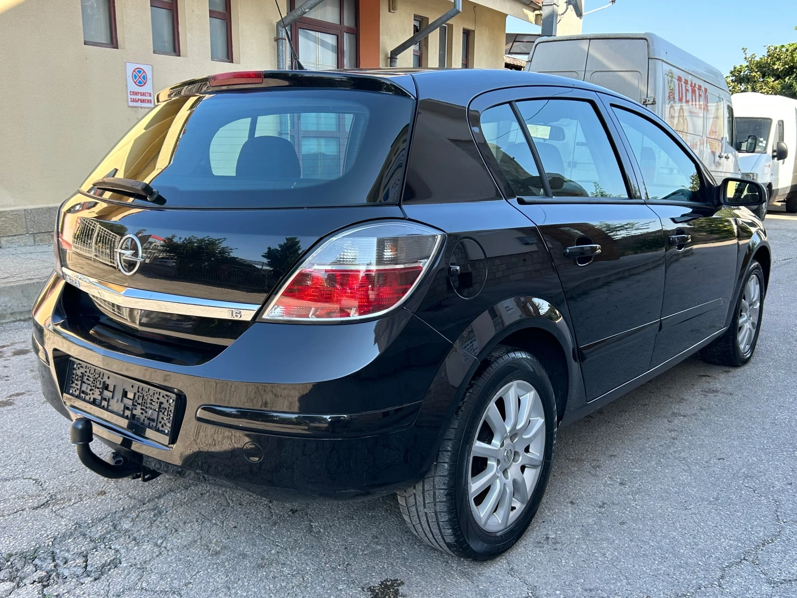 Opel Astra 1.6i КЛИМАТИК, снимка 5 - Автомобили и джипове - 55803974