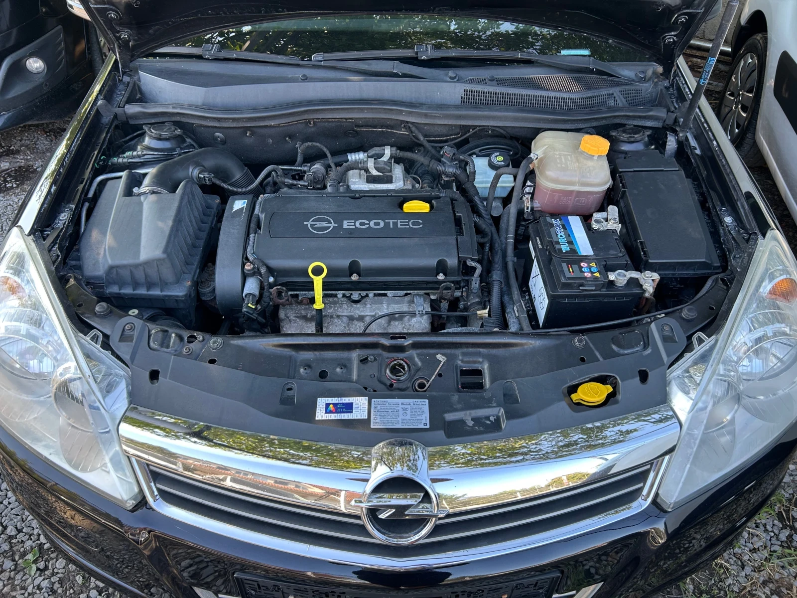 Opel Astra 1.6i КЛИМАТИК, снимка 13 - Автомобили и джипове - 55803974
