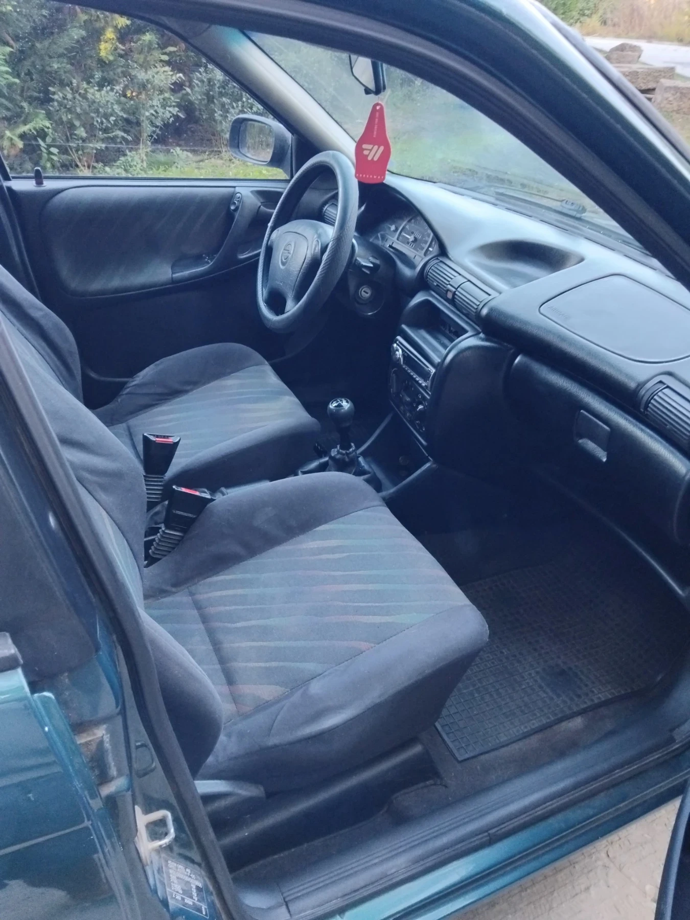Opel Astra, снимка 6 - Автомобили и джипове - 56149957