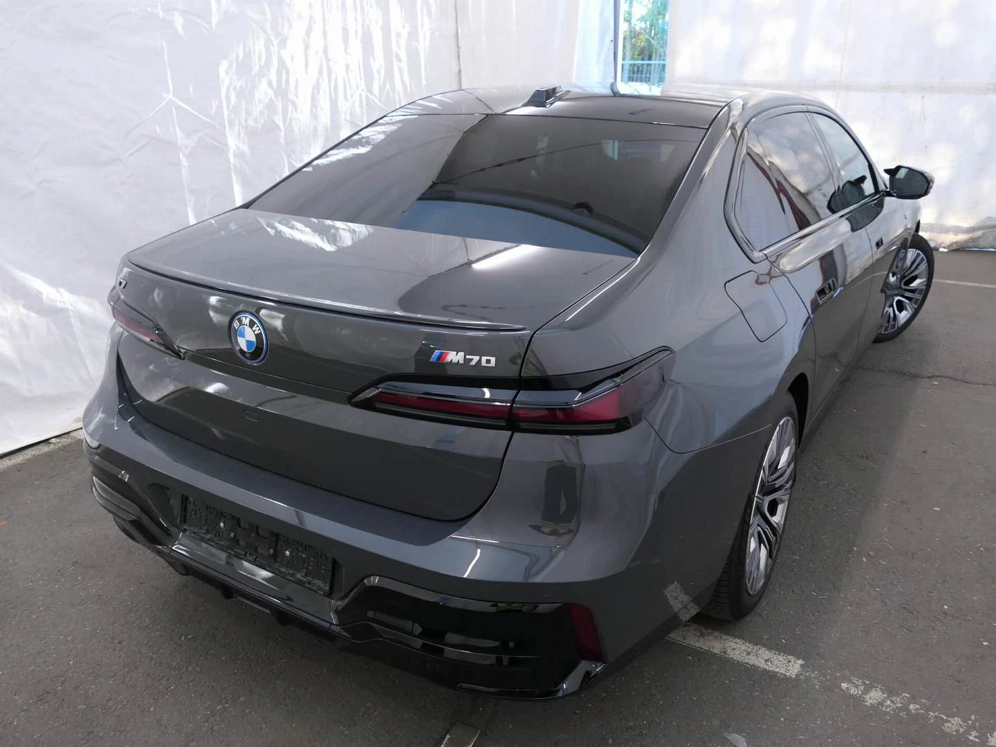 BMW i7 M70 xDrive, снимка 4 - Автомобили и джипове - 56481449