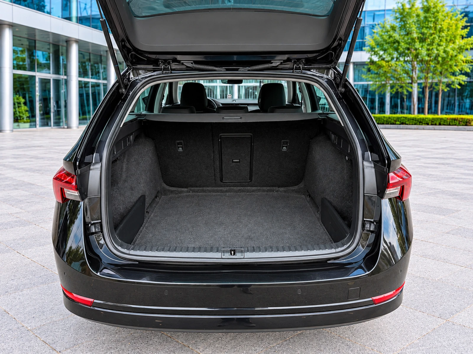Skoda Octavia 2.0 TDI 4x4 | Mobile.bg � ����������� 11