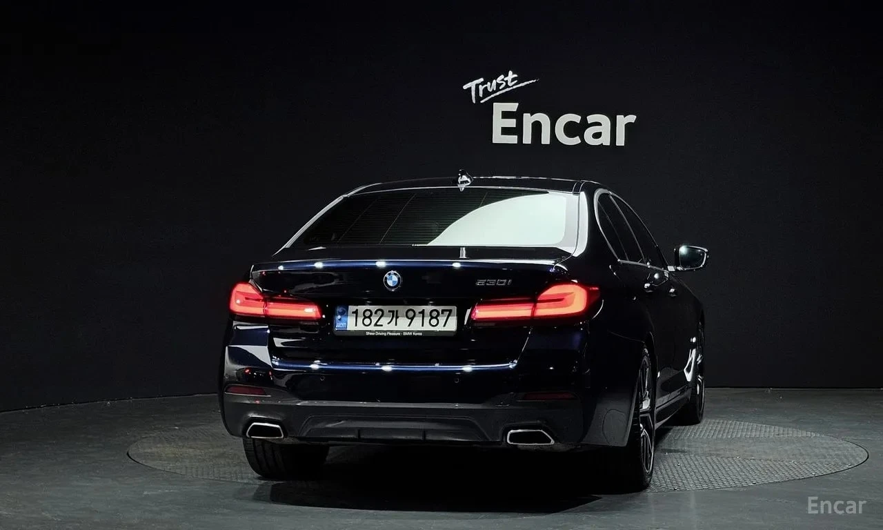 BMW 530 * 530i M Sport Package * , снимка 4 - Автомобили и джипове - 56723264