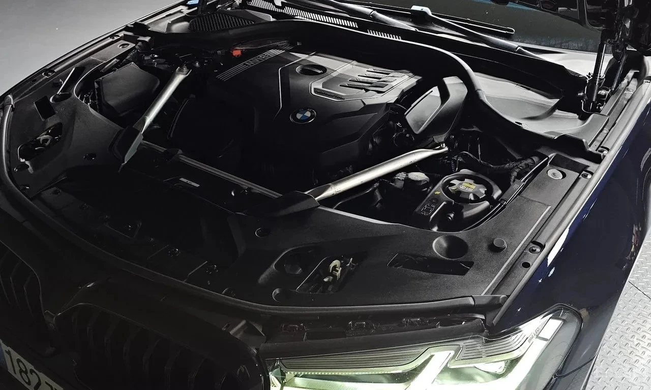 BMW 530 * 530i M Sport Package * , снимка 6 - Автомобили и джипове - 56723264