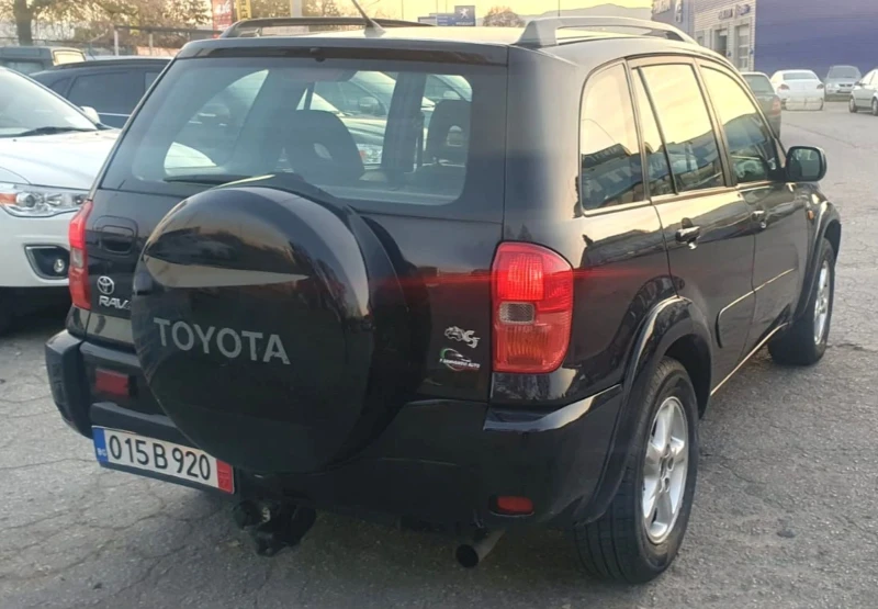 Toyota Rav4 2.0d 4x4 115k, снимка 6 - Автомобили и джипове - 48045468